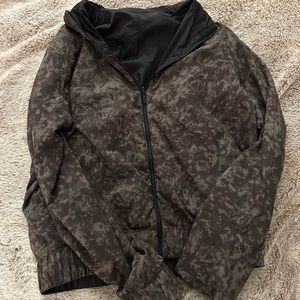 Lululemon Bombs away jacket